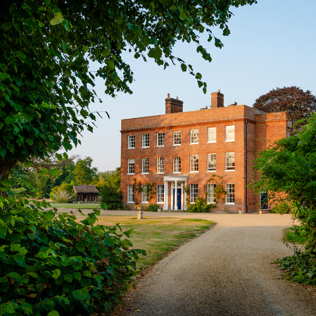 fordham-abbey-square